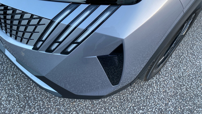 Peugeot 5008 157kW Allure 73kWh 5dr Auto Electric Estate